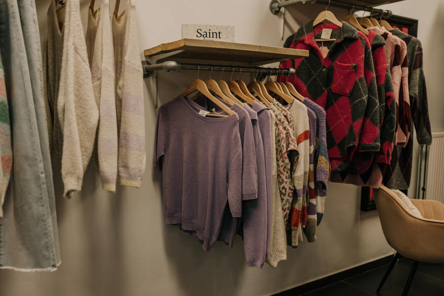 Truitjes en jeansbroeken Truitjes en jeansbroeken