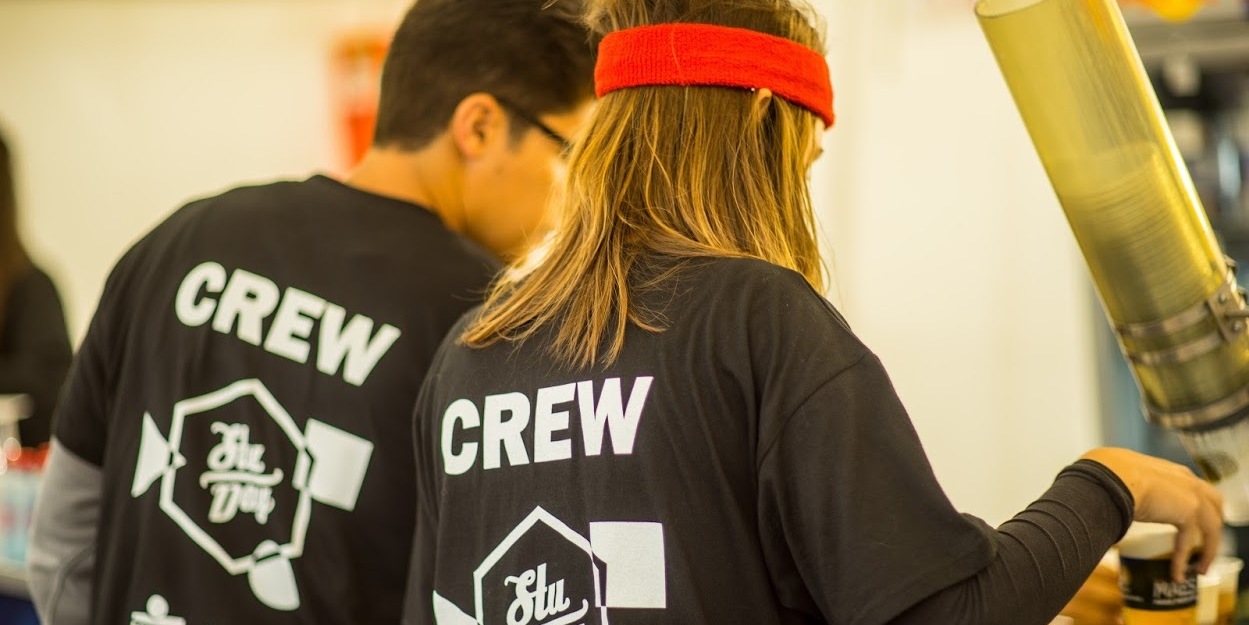 Studenten aan het werk op StuDay Studenten aan het werk op StuDay