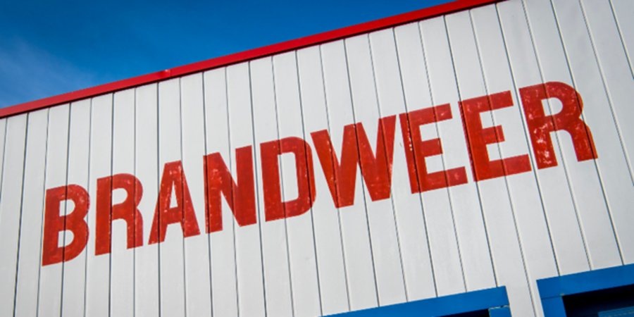 Vooraanzicht brandweerkazerne Vooraanzicht brandweerkazerne