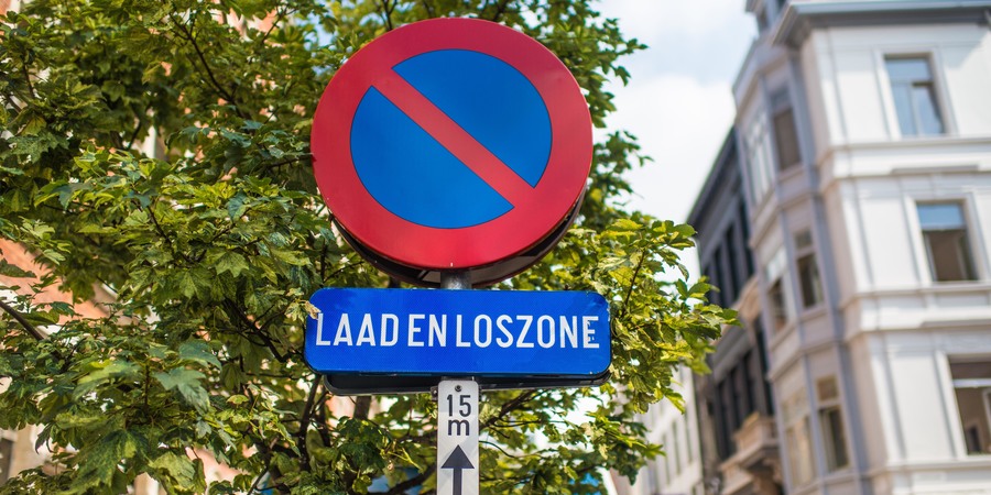 Verkeersbord laad- en loszone Verkeersbord laad- en loszone