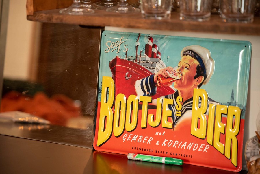 Metalen bord 'Bootje Bier'