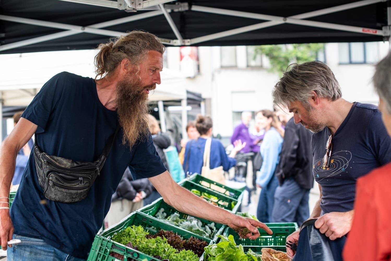 Boerenmarkt Borgerhout keert terug naar het Vinçotteplein voor 5 opeenvolgende edities