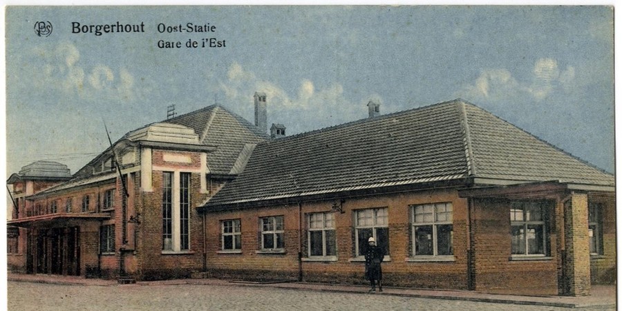 Het Ooststation gelegen in Borgerhout in de eerste helft van de twintigste eeuw. (bron: FelixArchief, stadsarchief Antwerpen, 752#512)