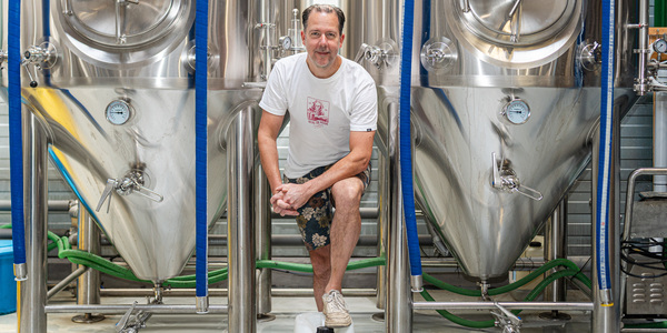 Sven in zijn brouwerij