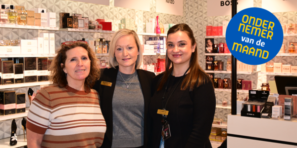 Een deel van het Wilrijkse Ici Paris XL-team met vlnr Vicky, An en Noa.