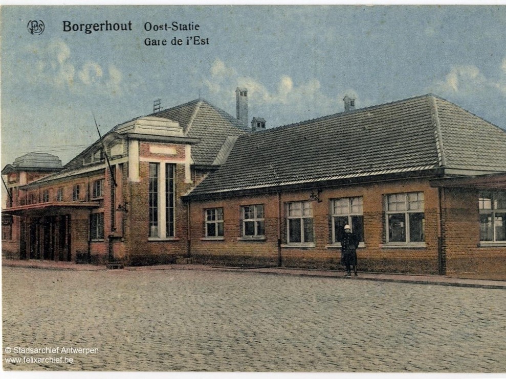 Het Ooststation gelegen in Borgerhout in de eerste helft van de twintigste eeuw. (bron: FelixArchief, stadsarchief Antwerpen, 752#512)