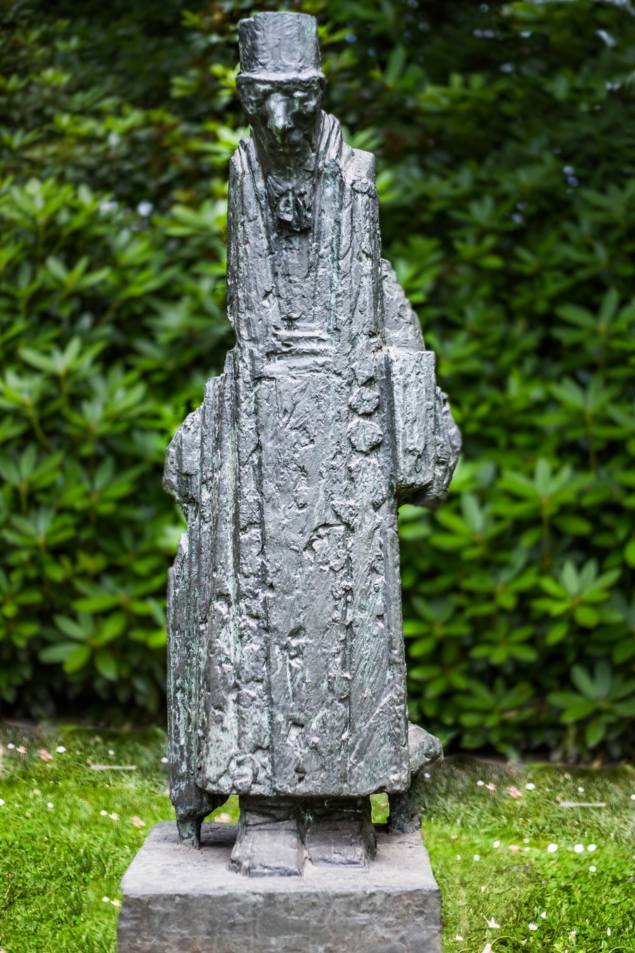 Standbeeld Keesje, het diakenhuismannetje