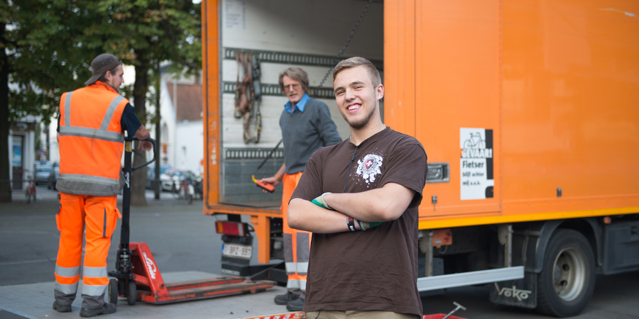 Logistiek medewerker - jobstudent bij stad Antwerpen Logistiek medewerker - jobstudent bij stad Antwerpen