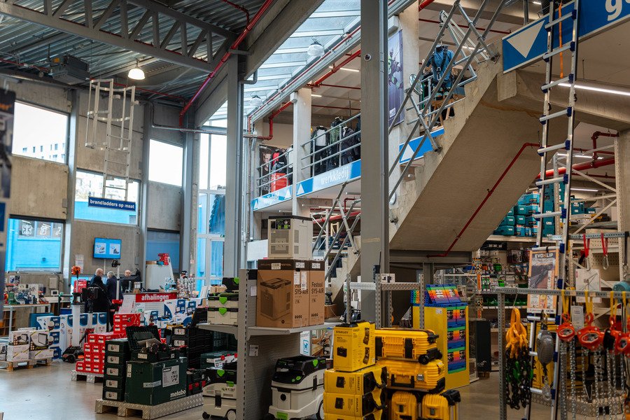 De binnenkant van de winkel