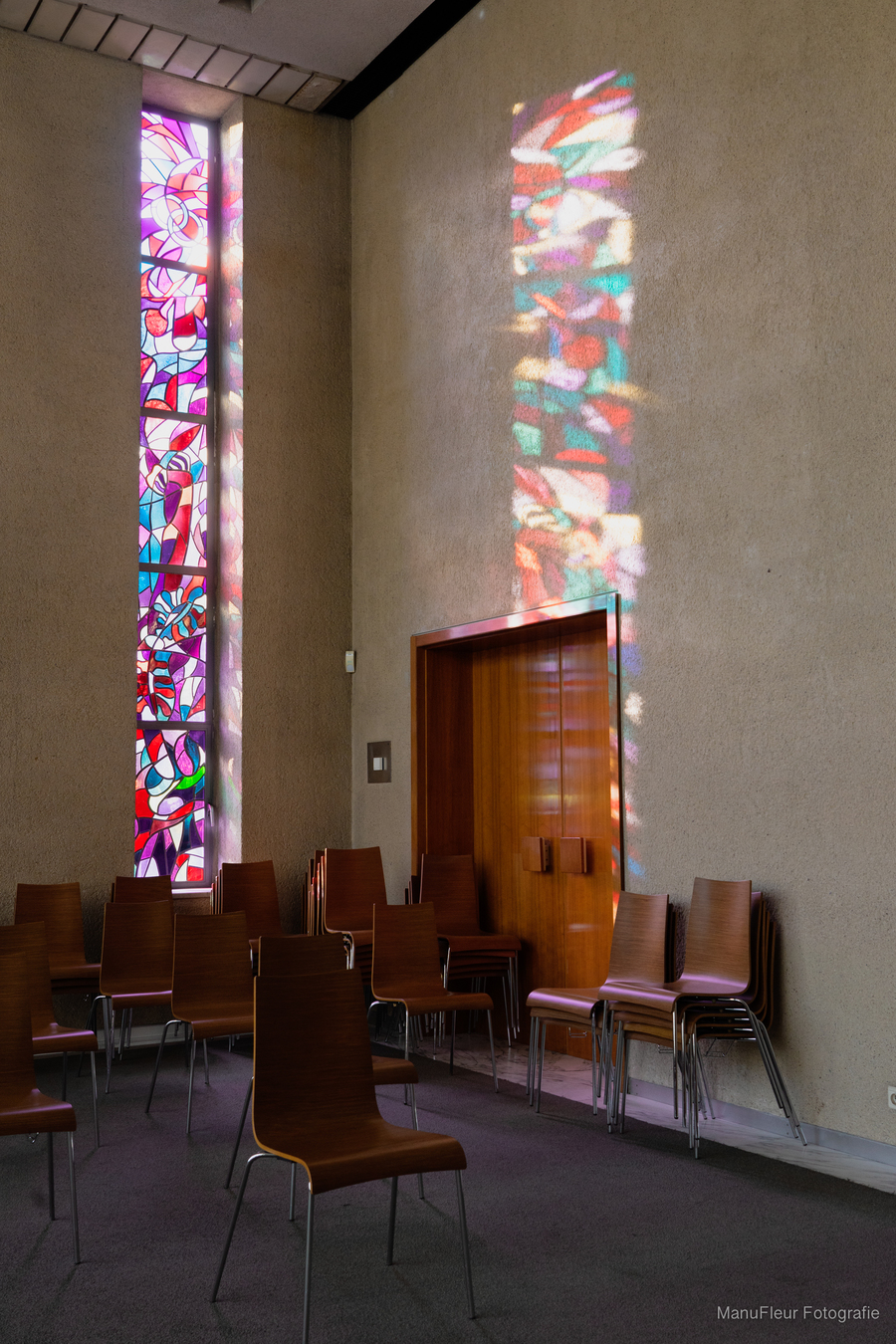 Glasraam in de trouwzaal (in 2021)