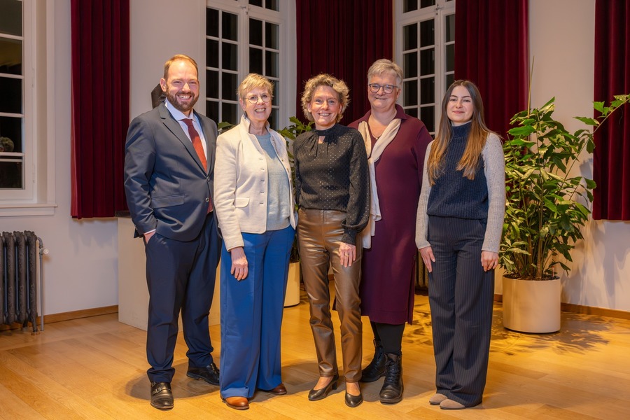 5 districtsschepenen 5 districtsschepenen