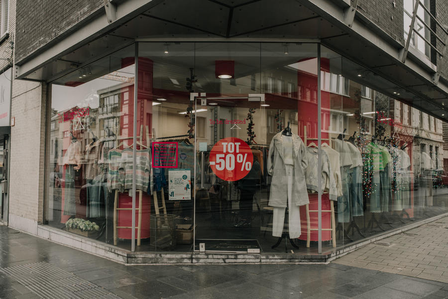 Voorkant boetiek To be dressed Voorkant boetiek To be dressed