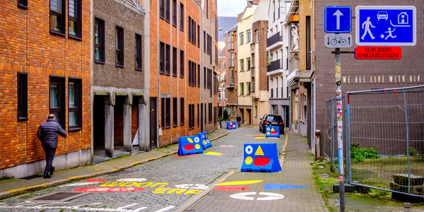 Foto van de Lange Doornikstraat, richting Zirkstraat. December 2020.