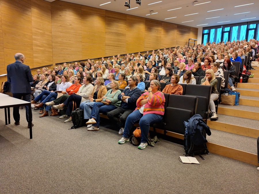 Lezing PEter Adriaenssens Lezing PEter Adriaenssens