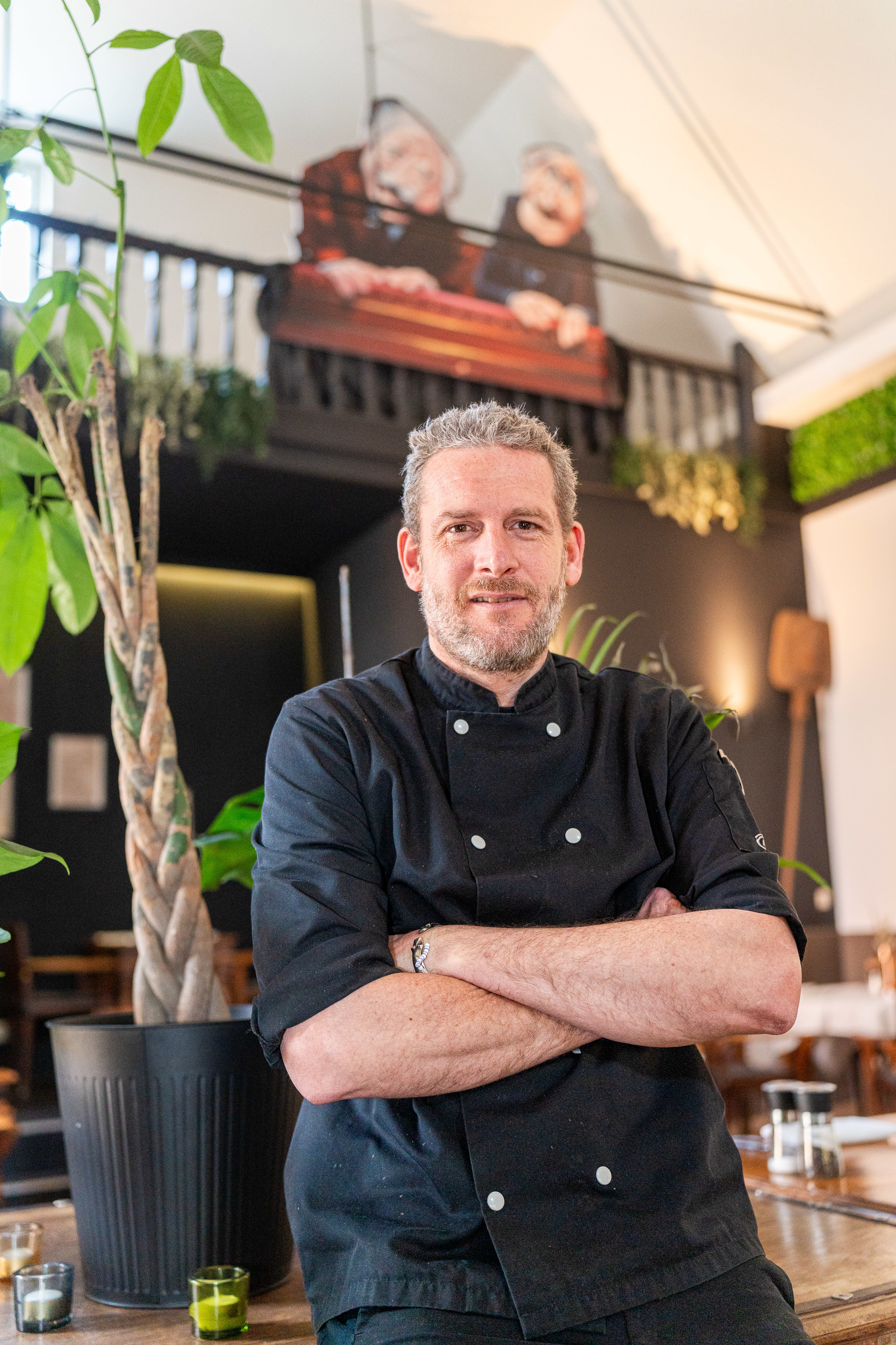 Pieter Van Dessel in zijn restaurant