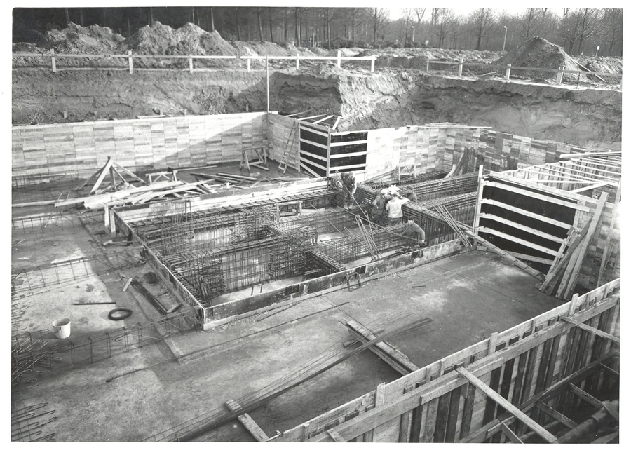 De bouw van het gemeentehuis