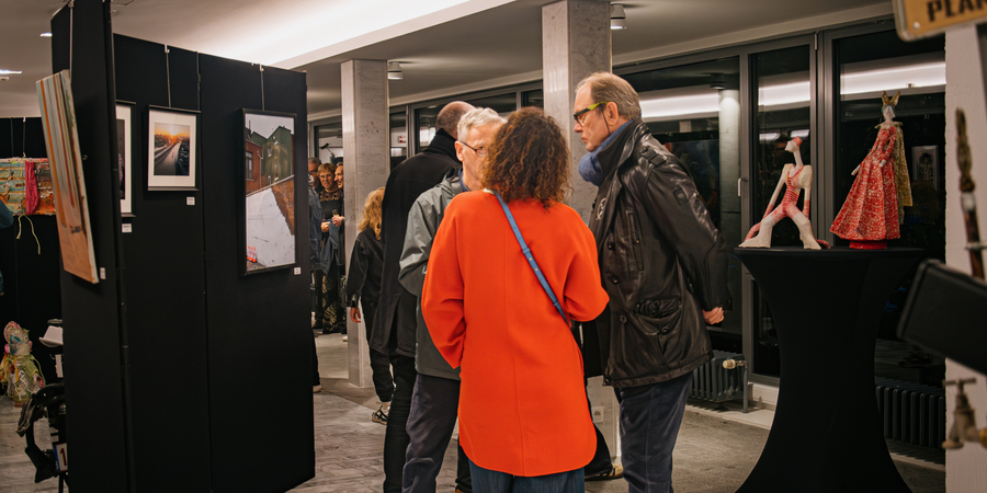 Expo in de zijvleugel