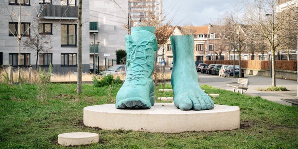 De pied à pied (2024)