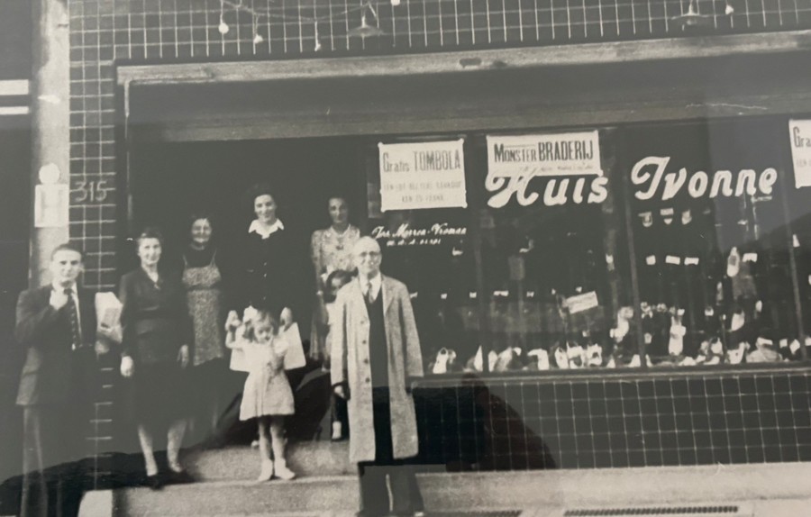 Oude foto van Huis Ivonne Oude foto van Huis Ivonne