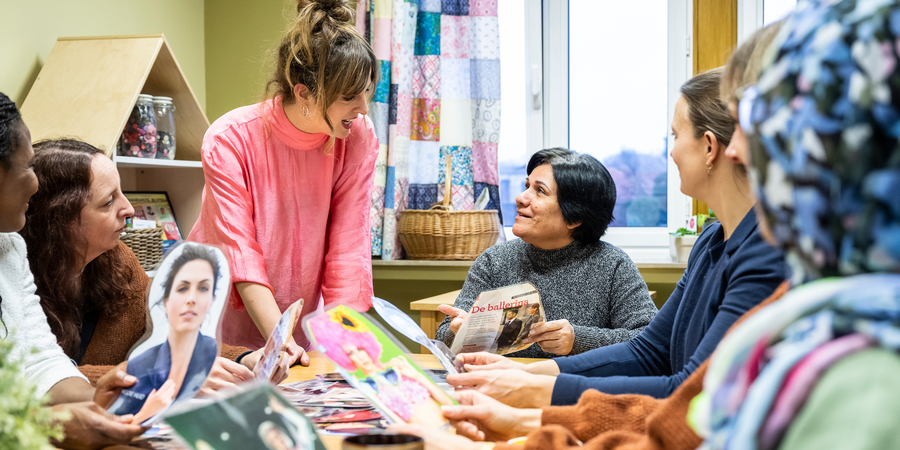Een groep deelnemers leert beter voor zichzelf te zorgen. Een boost voor hun zelfbeeld.