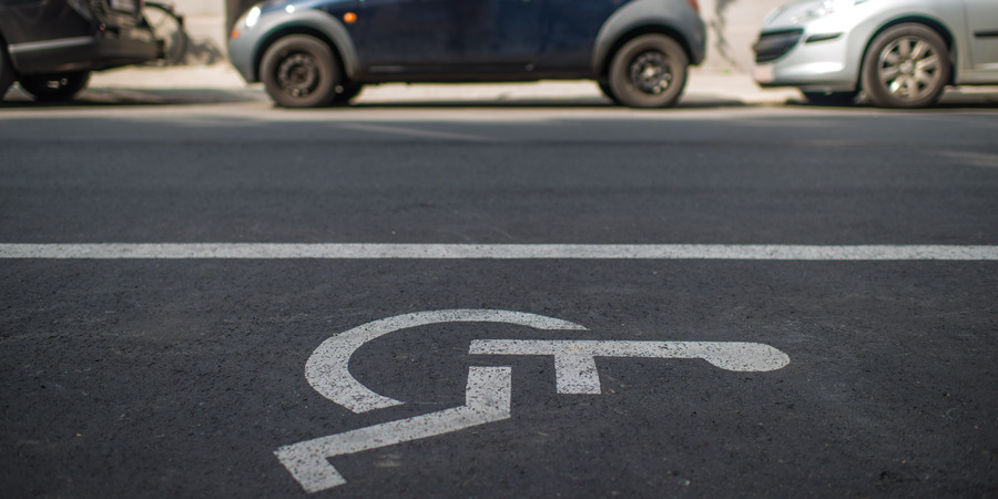 Parkeerplaats voor personen met een handicap Parkeerplaats voor personen met een handicap