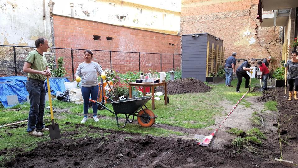 de BuurtTuin bij buurthuis De Buurt