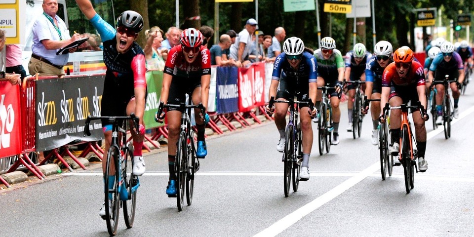 Wielrenners tijdesn Argenta Classic