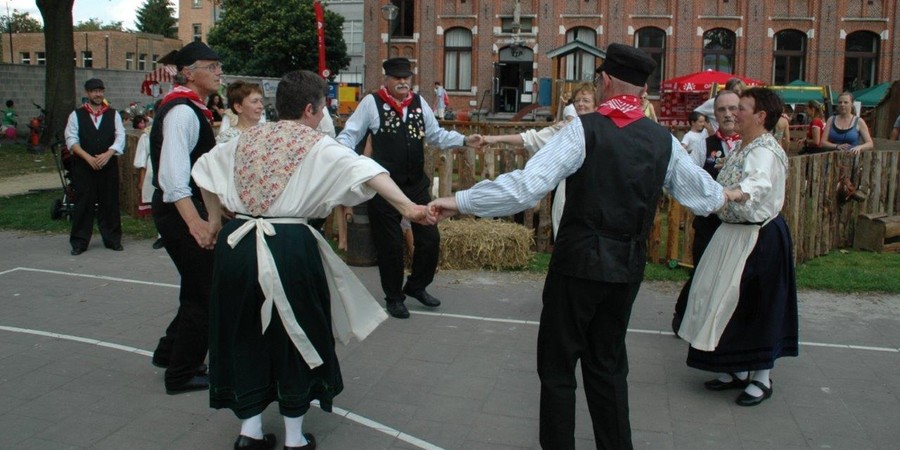 Volksdansgroep Den Dries Volksdansgroep Den Dries
