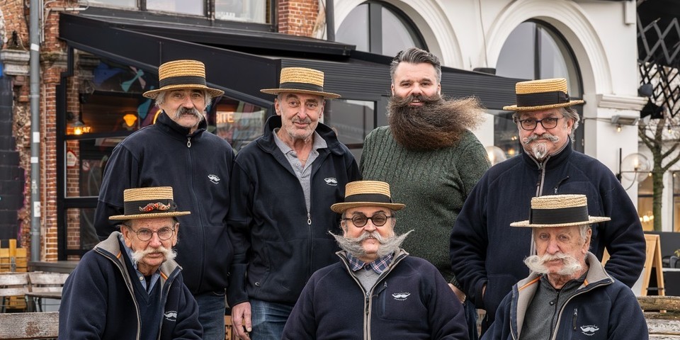 Leden van de Snorrenclub