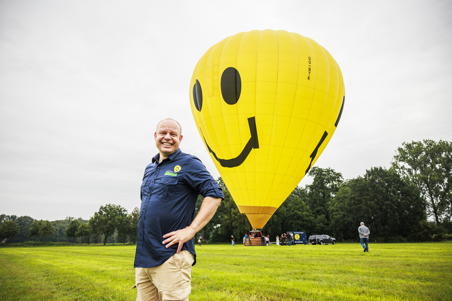 Peter voor de luchtballon