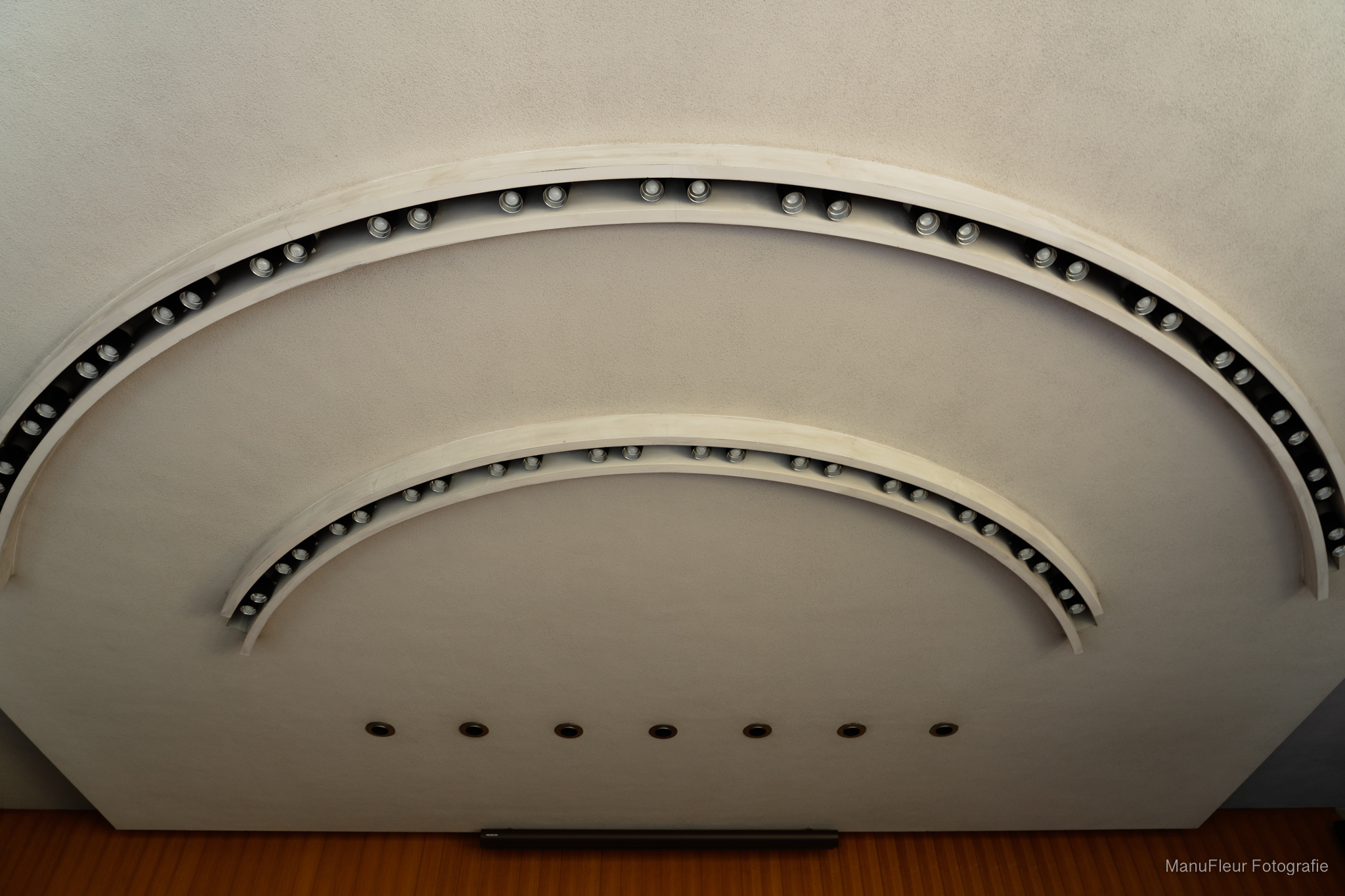 Plafond van de raadzaal
