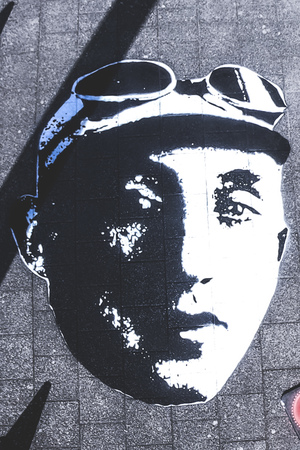 Streetart hoofd Georges Ronsse op Turnhoutsebaan (kruising Schotensesteenweg) Streetart hoofd Georges Ronsse op Turnhoutsebaan (kruising Schotensesteenweg)