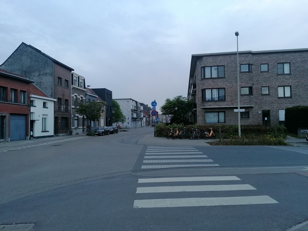 foto kruispunt Heistraat - Dokter Veeckmanslaan