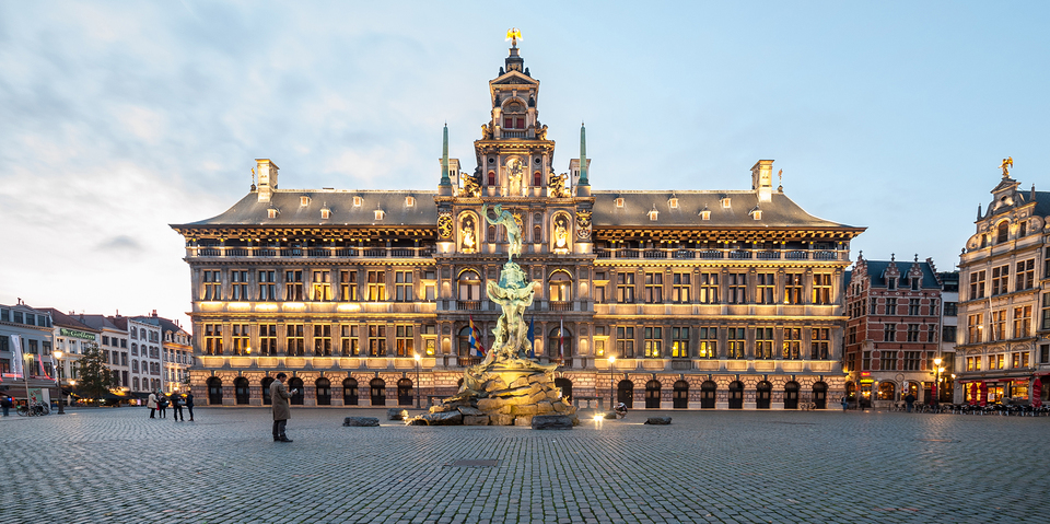 Alles wat u wilt weten over de werken aan het stadhuis ...