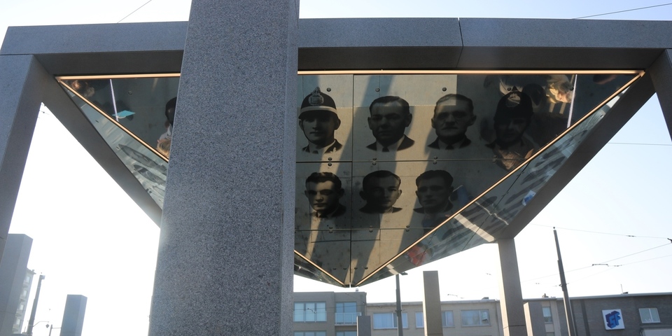 Vredesmonument Deurne op het Wim Saerensplein
