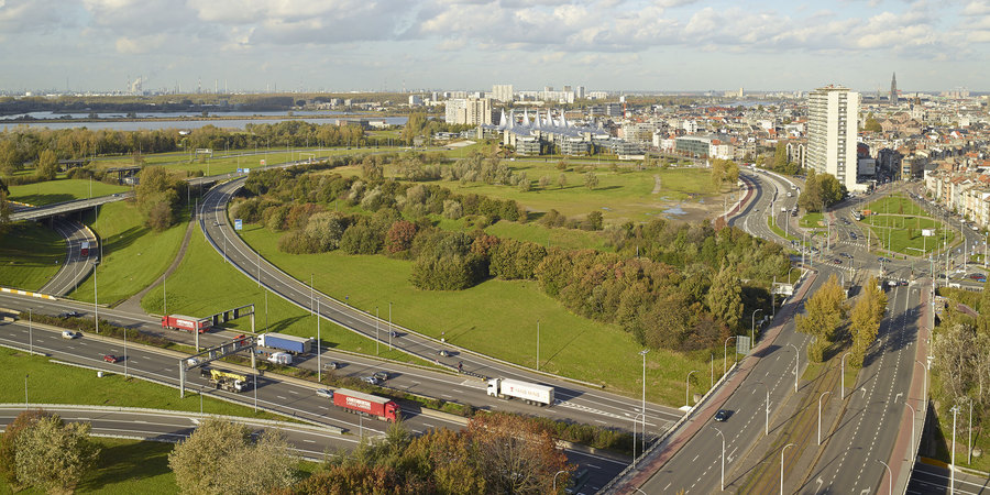 Zicht op de Ring en het zuiden van Antwerpen Zicht op de Ring en het zuiden van Antwerpen