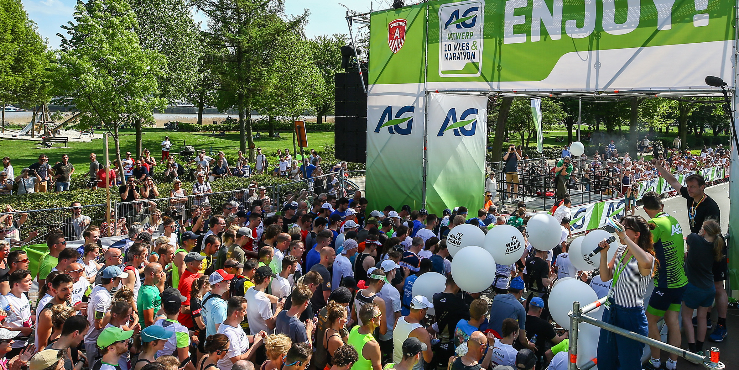 Loop Mee Of Supporter Tijdens De Ag Antwerp 10 Miles Antwerpen Be
