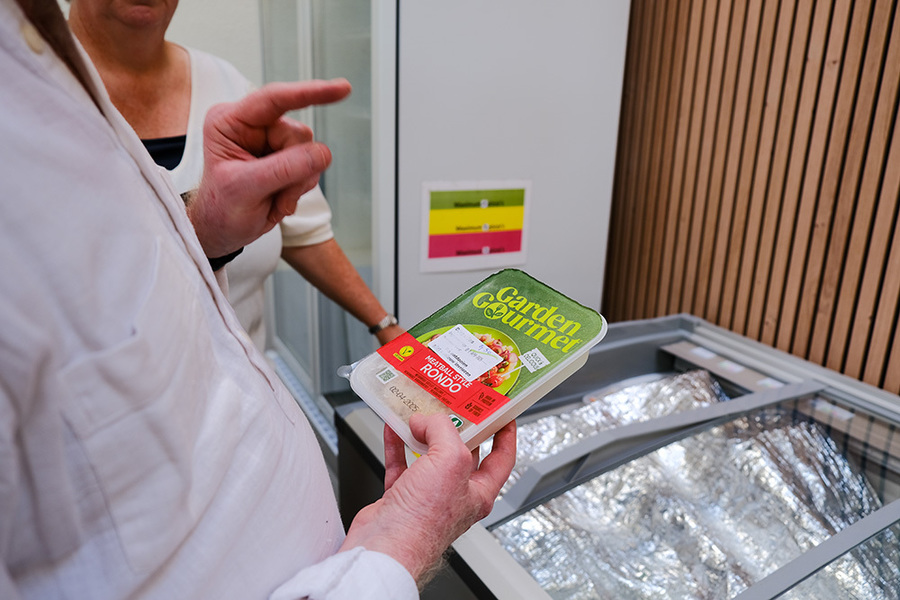 Diepvriesproduct met aangepast etiket.