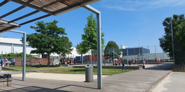 Speel-en sportterrein Borrewaterstraat