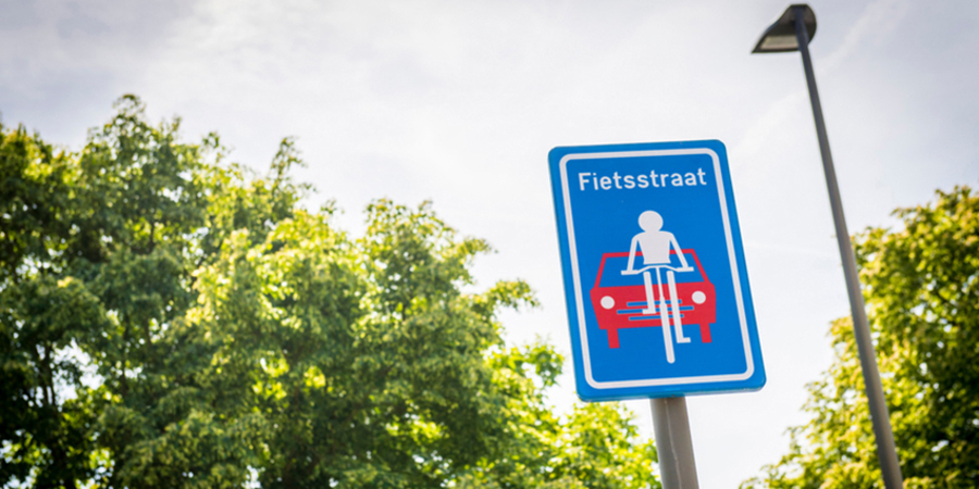 Verkeersbord van een fietsstraat Verkeersbord van een fietsstraat