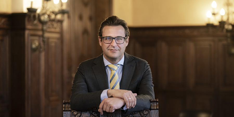 Portret van Wilrijks districtsburgemeester Kristof Bossuyt Portret van Wilrijks districtsburgemeester Kristof Bossuyt