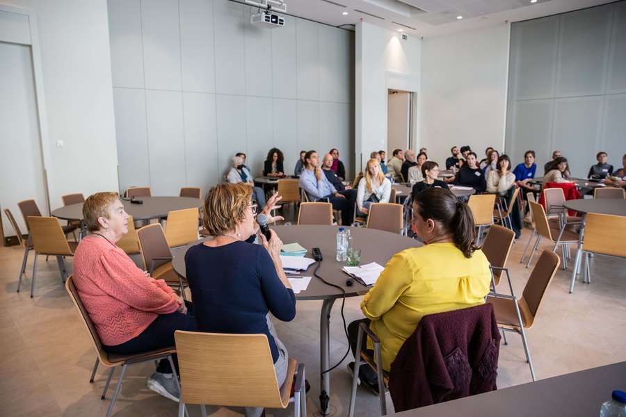 In workshops werken deelnemers aan verschillende thema's