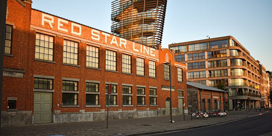 De voorgevel van het Red Star Line museum De voorgevel van het Red Star Line museum
