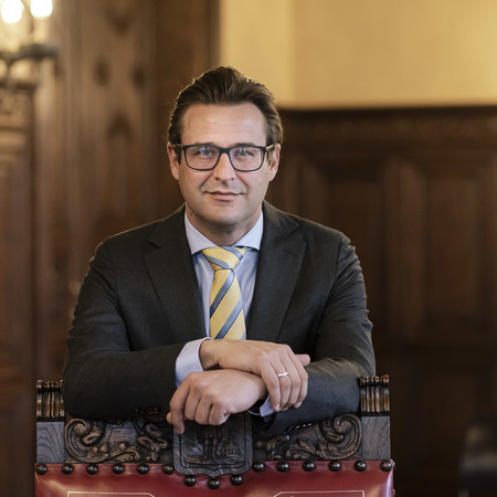 Portret van Wilrijks districtsburgemeester Kristof Bossuyt